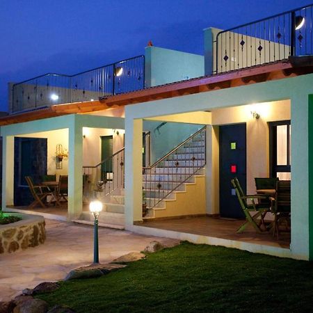 Tenebagolan Suites Zimmersハッド・ネス エクステリア 写真