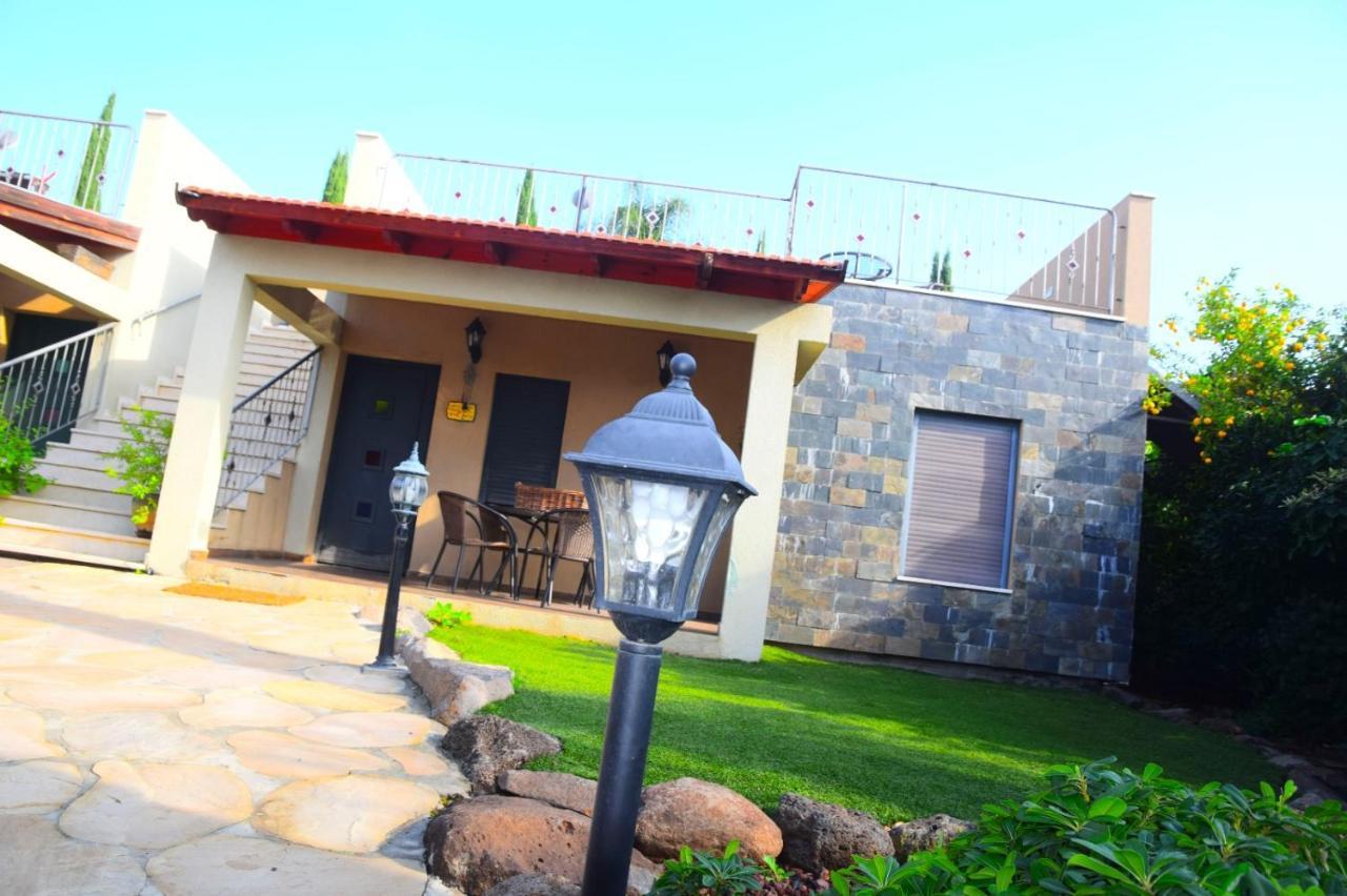Tenebagolan Suites Zimmersハッド・ネス エクステリア 写真
