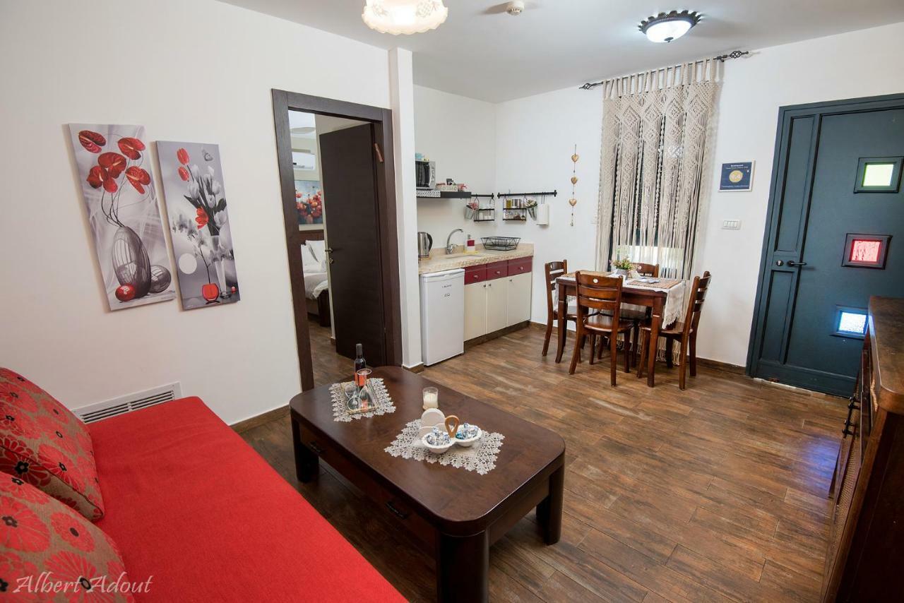Tenebagolan Suites Zimmersハッド・ネス エクステリア 写真
